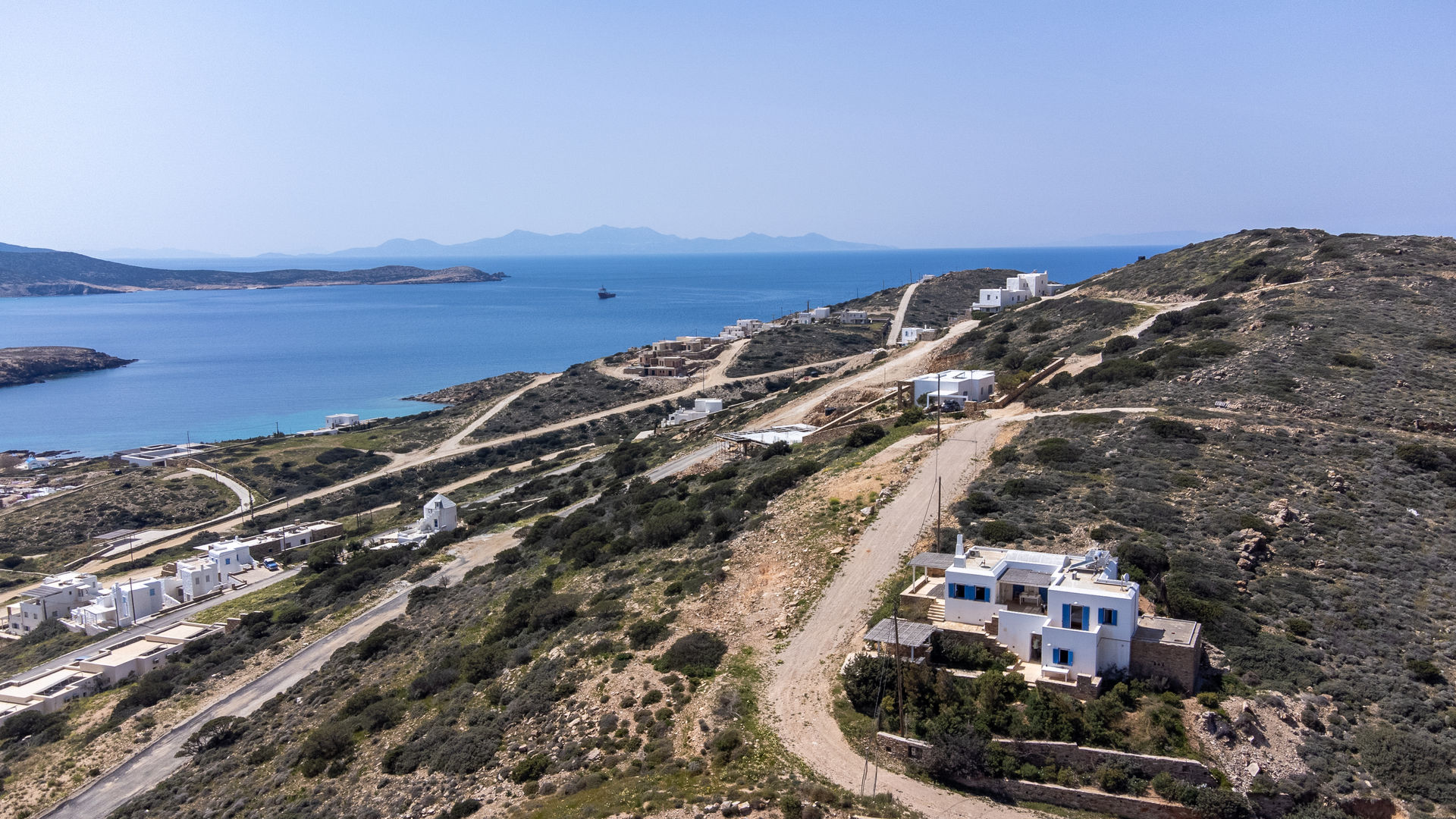 Villa in Agios Georgios - view 1