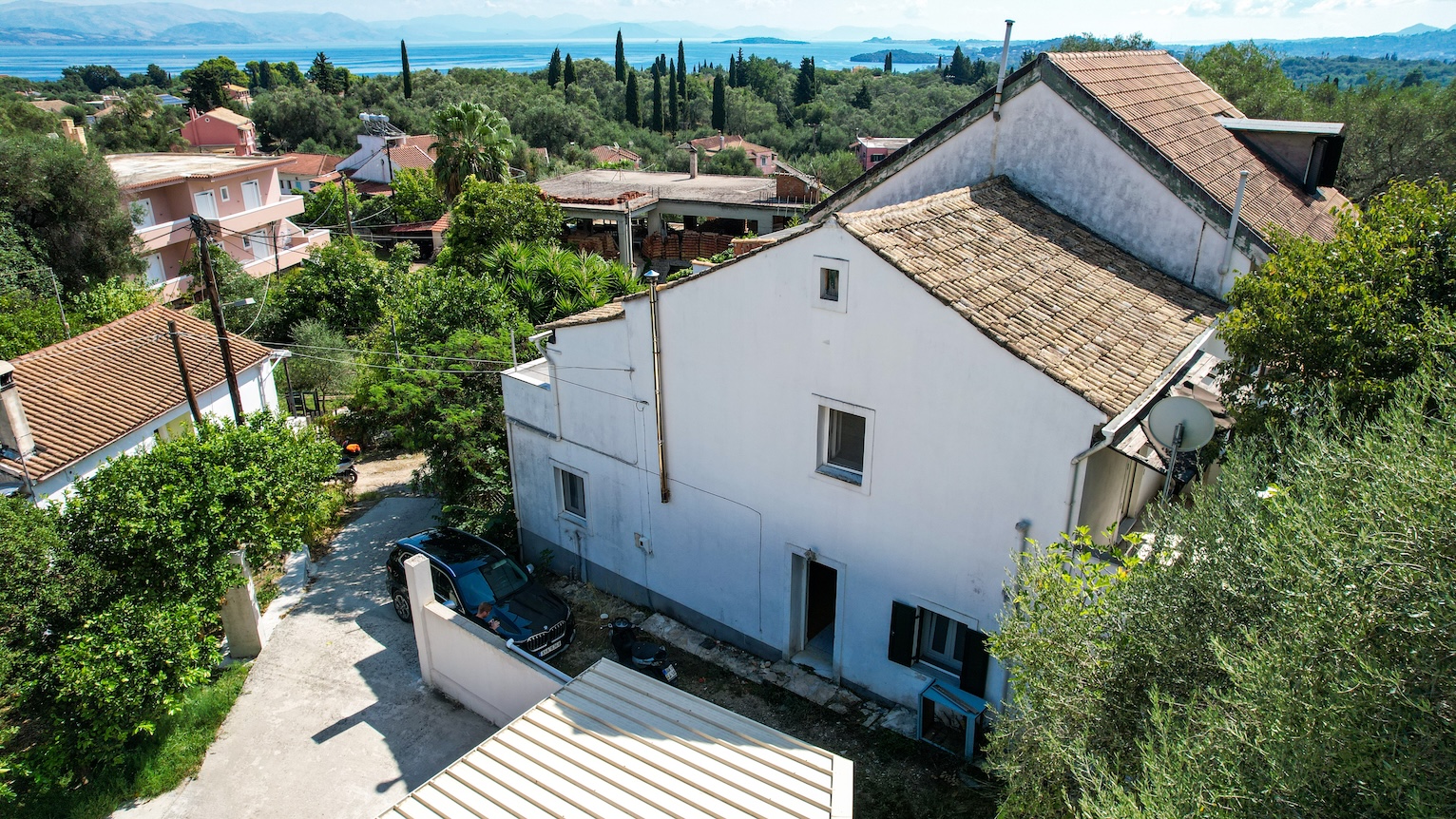 House in Kato Korakiana - Image 3