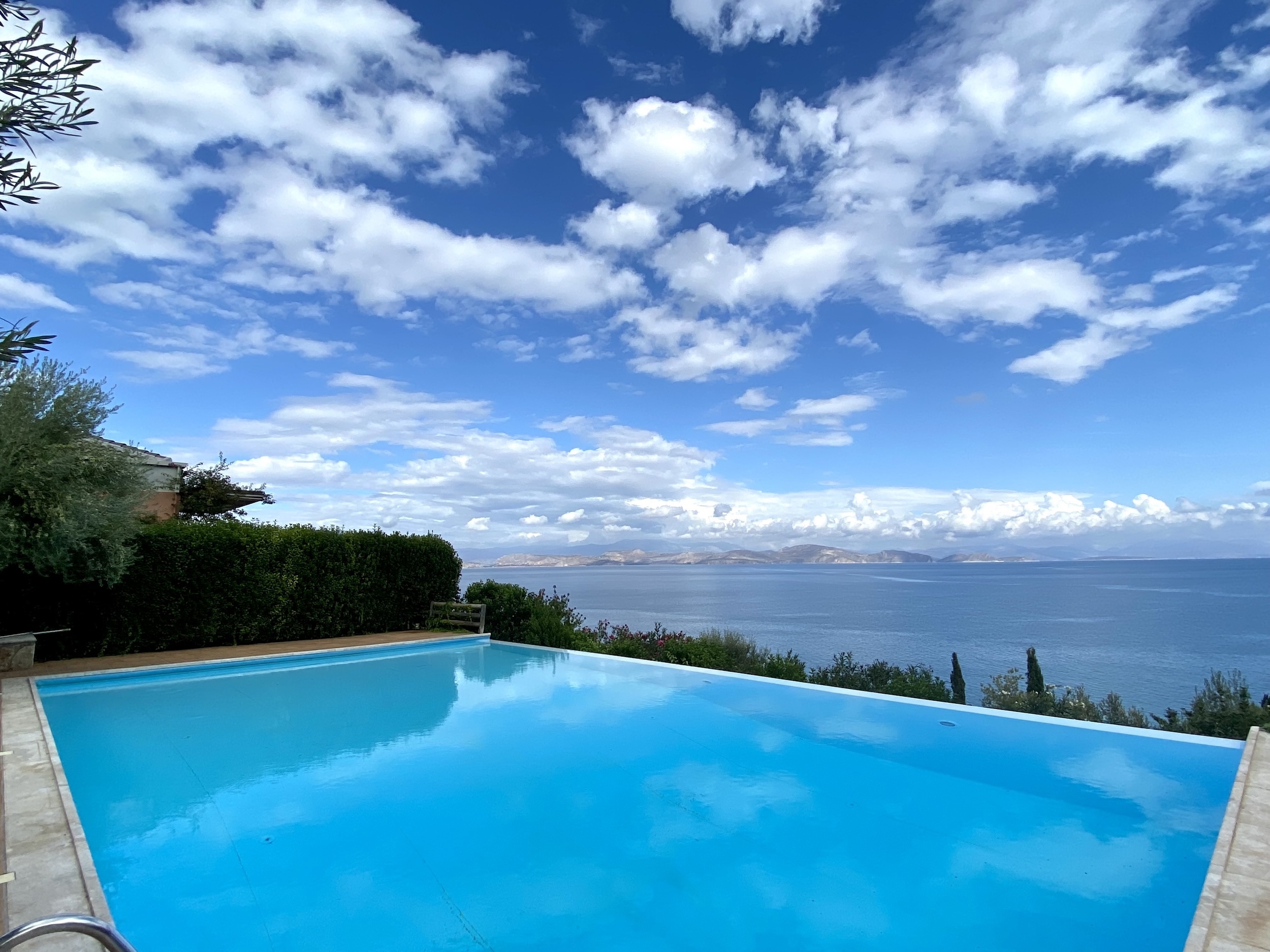 House in Ksiropigado - view 1
