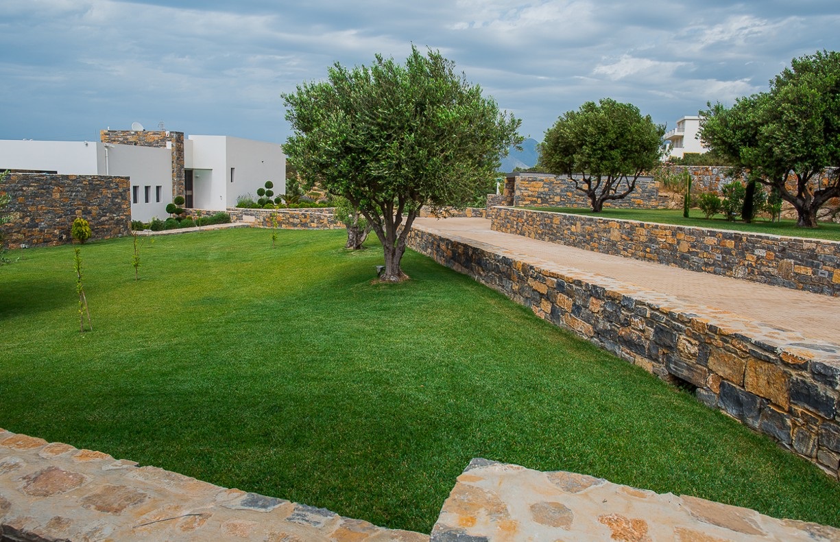 Villa in Crete - view 1