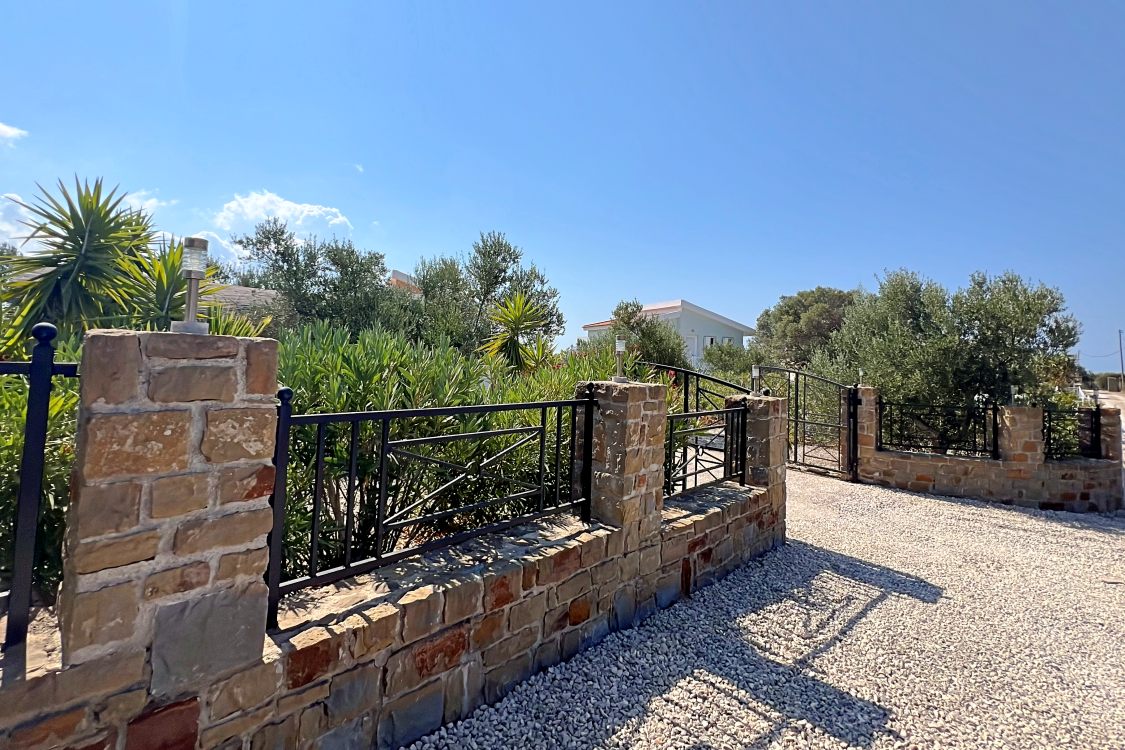 Villa in Evangelismos - view 1