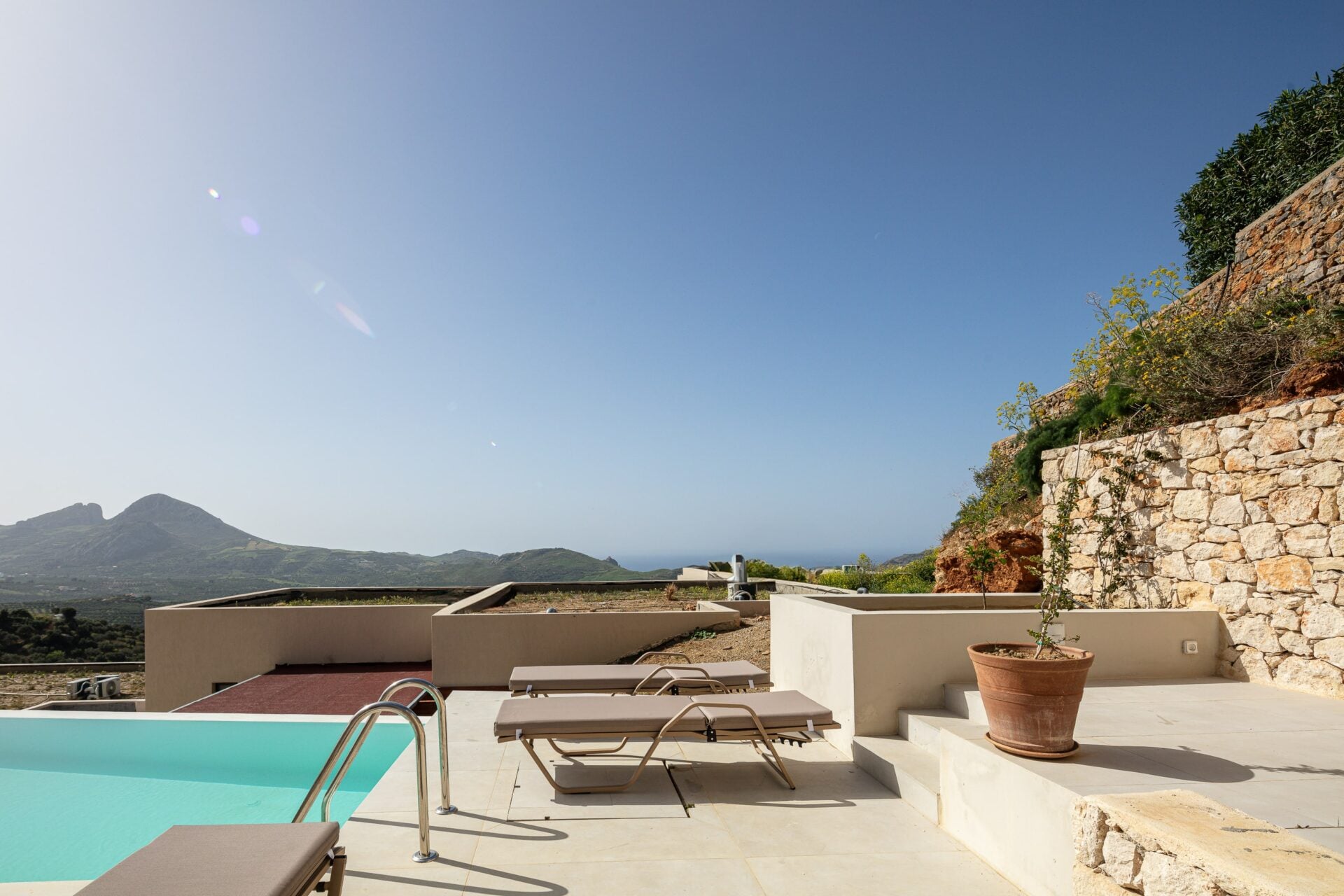 Villa in Mariou - view 1