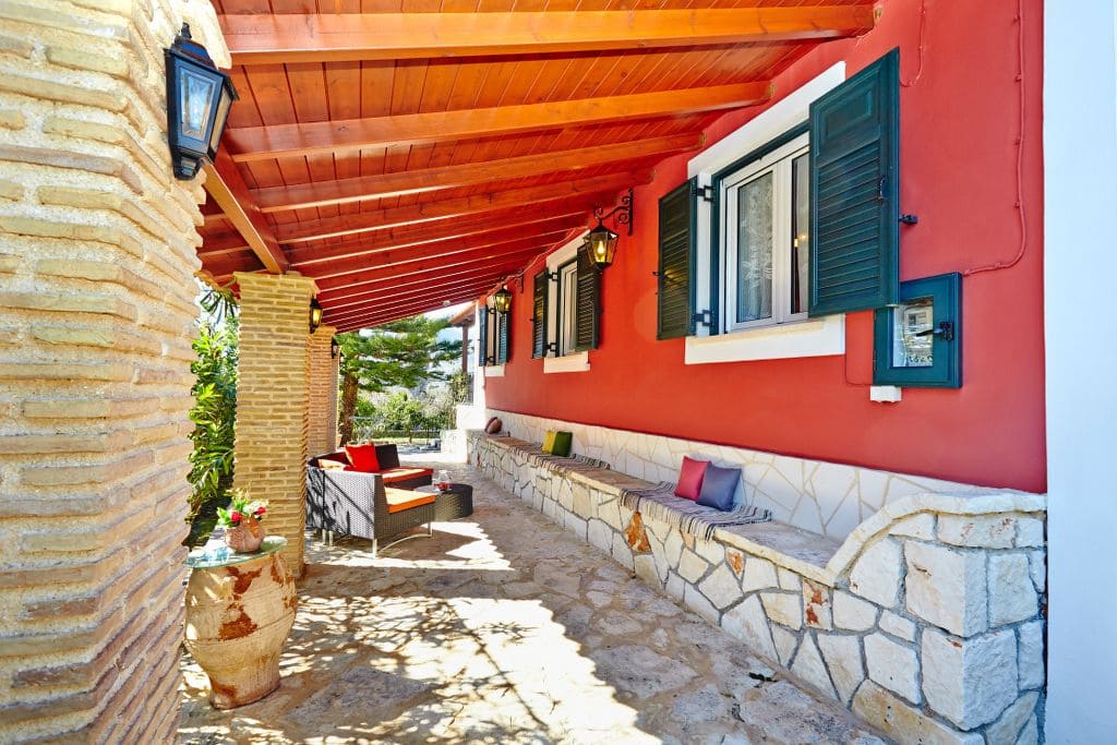 House in Ayios Dhimitrios - view 1