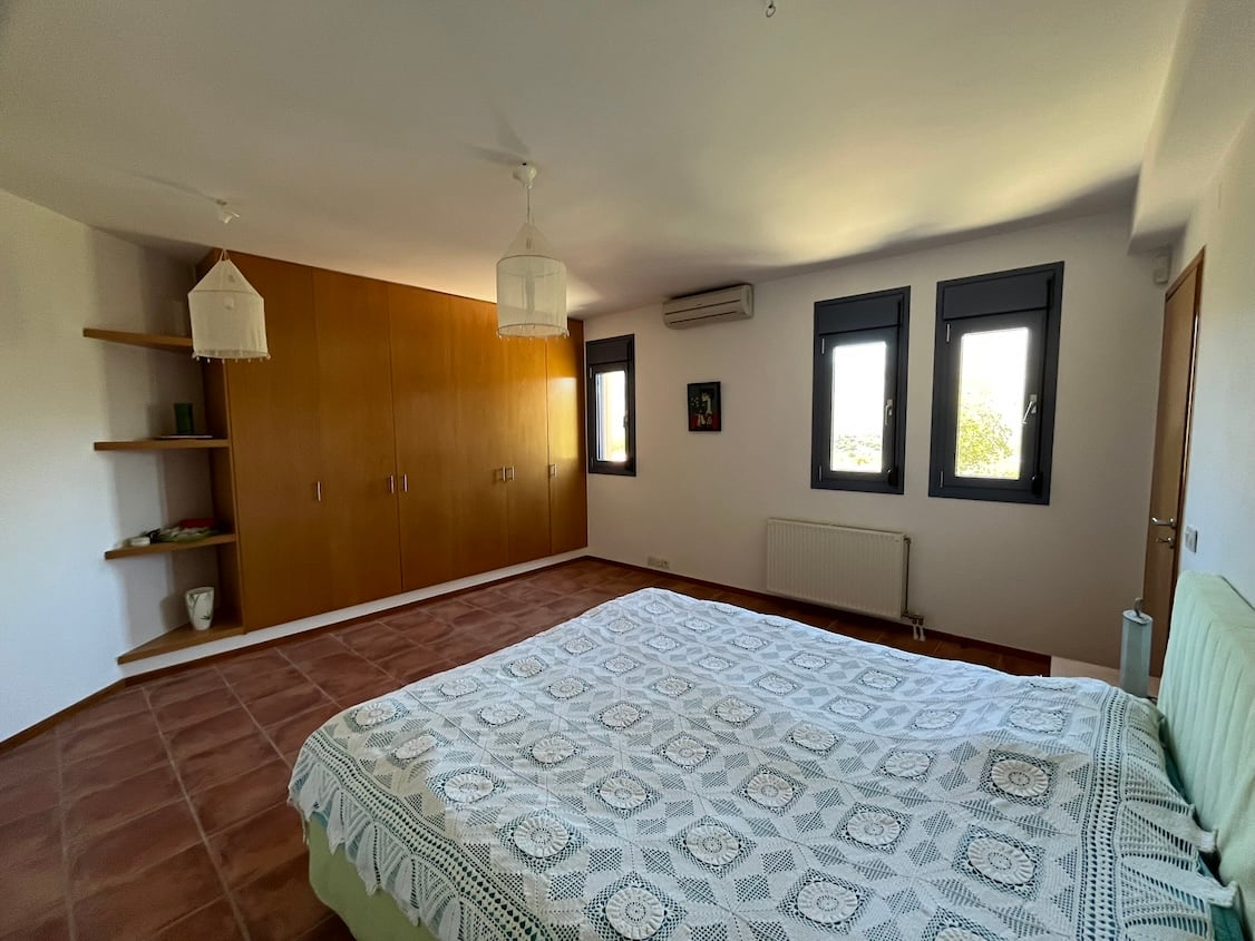 Villa in Exo Lakkonia - view 1