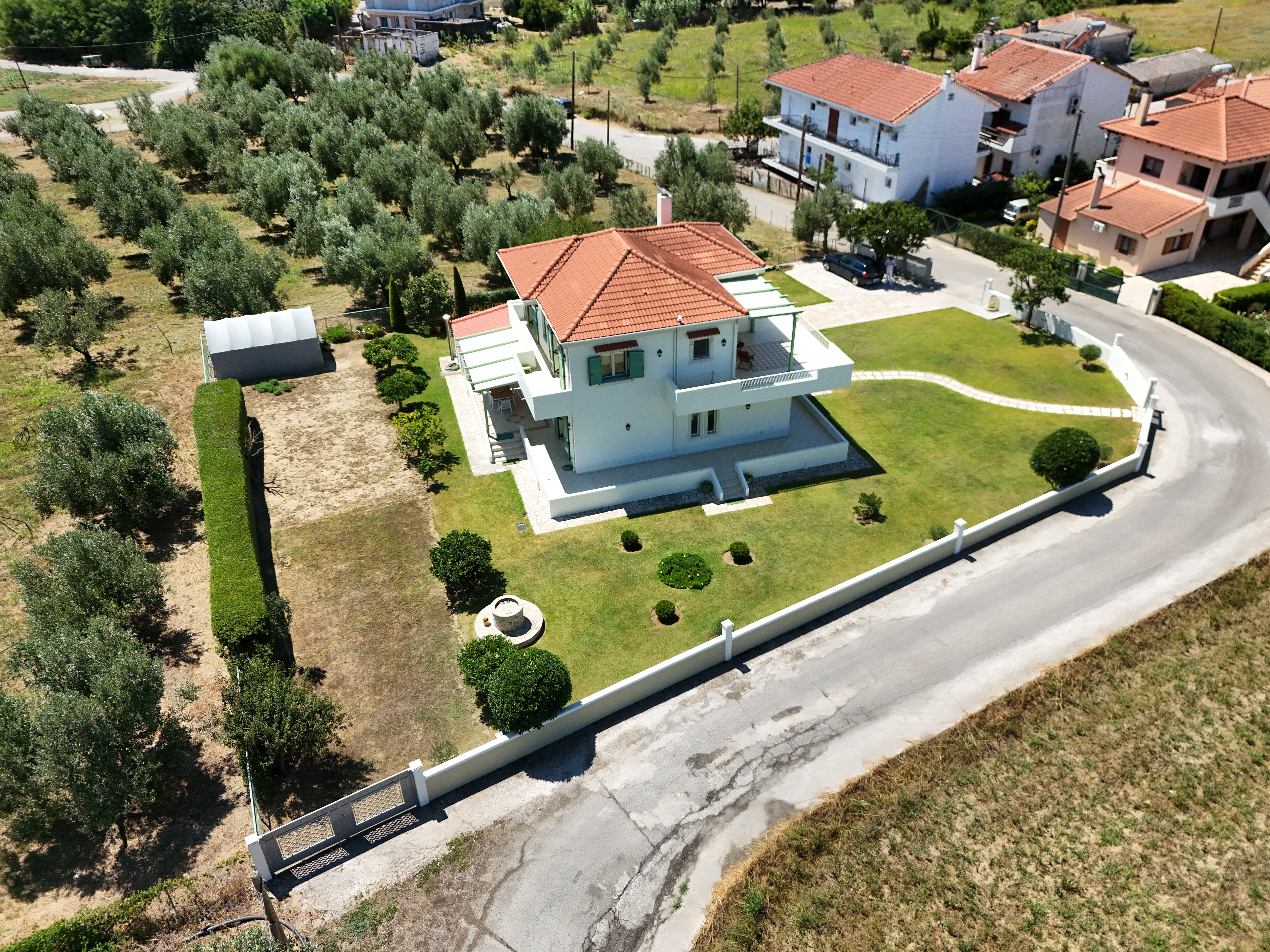 Villa in Bouka - view 1