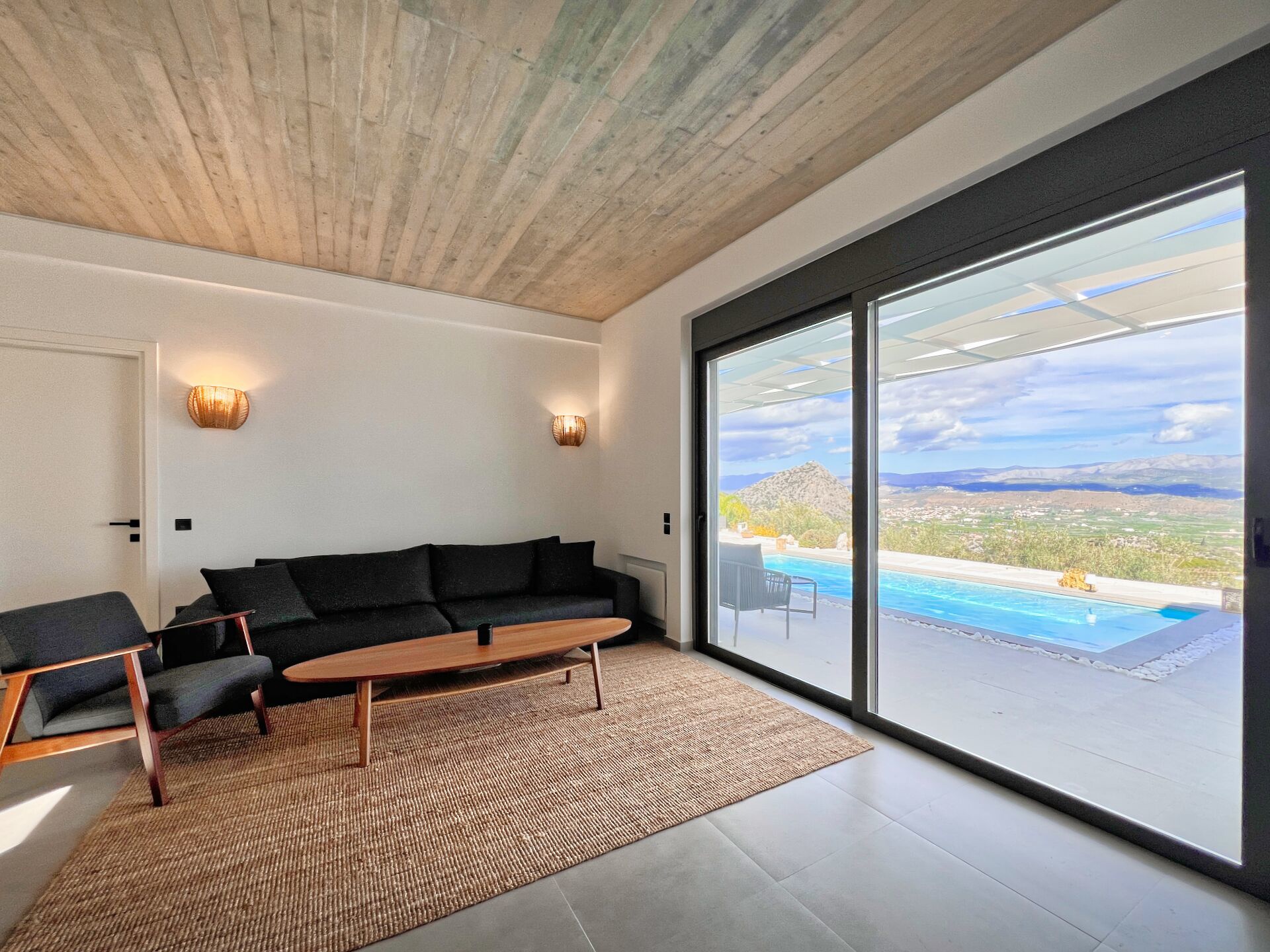Villa in Tolon - view 1