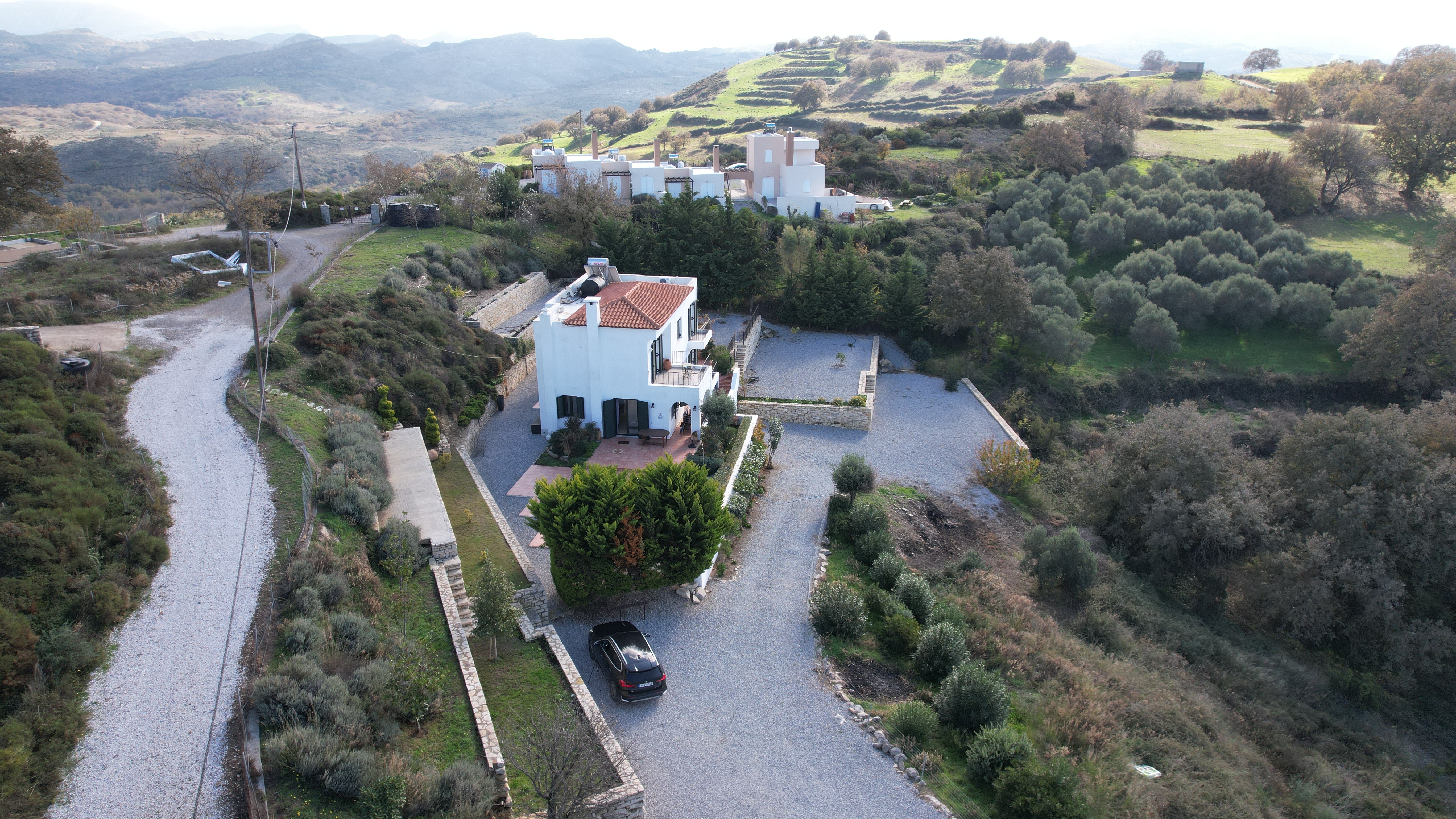 Villa in Kastellos - view 1