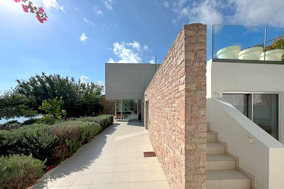 Elxis-At-Home-In-Greece_Waterfront_Modern_Villa_Nea-Koroni_31