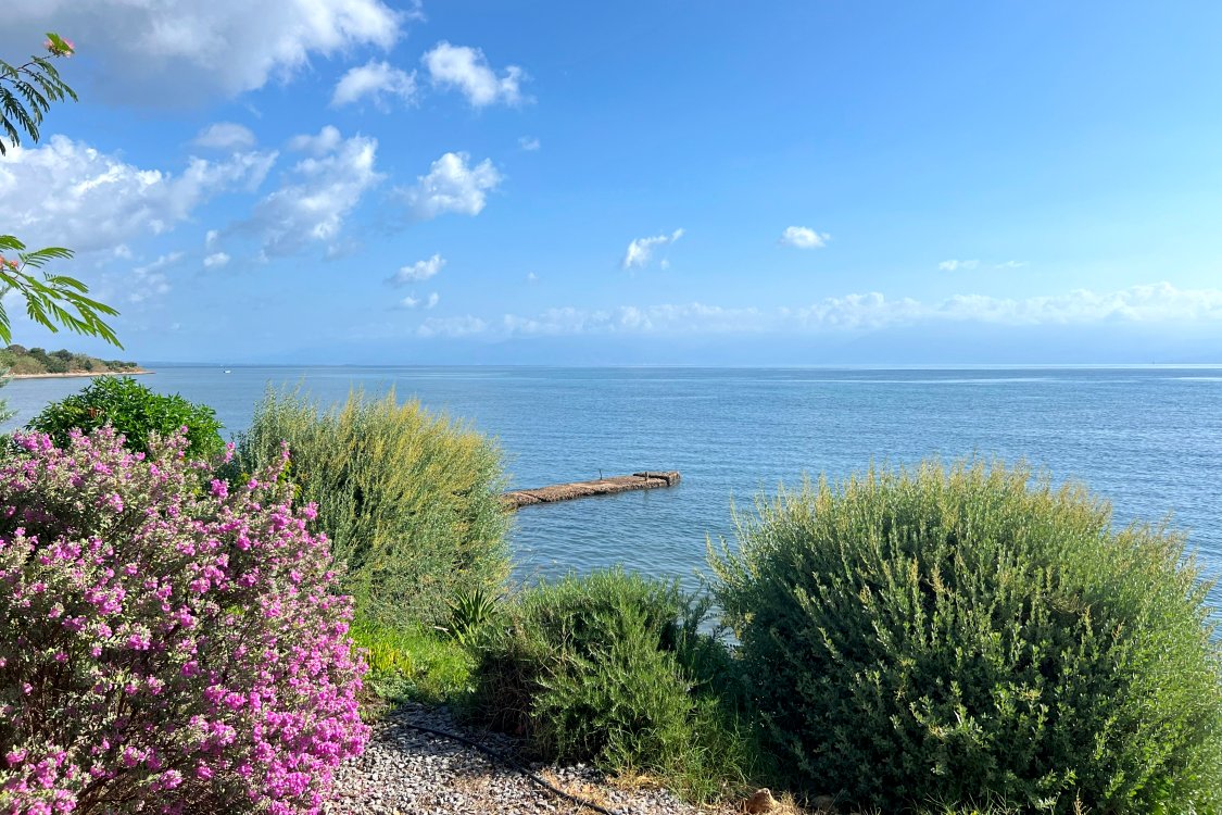 Elxis-At-Home-In-Greece_Waterfront_Modern_Villa_Nea-Koroni_39