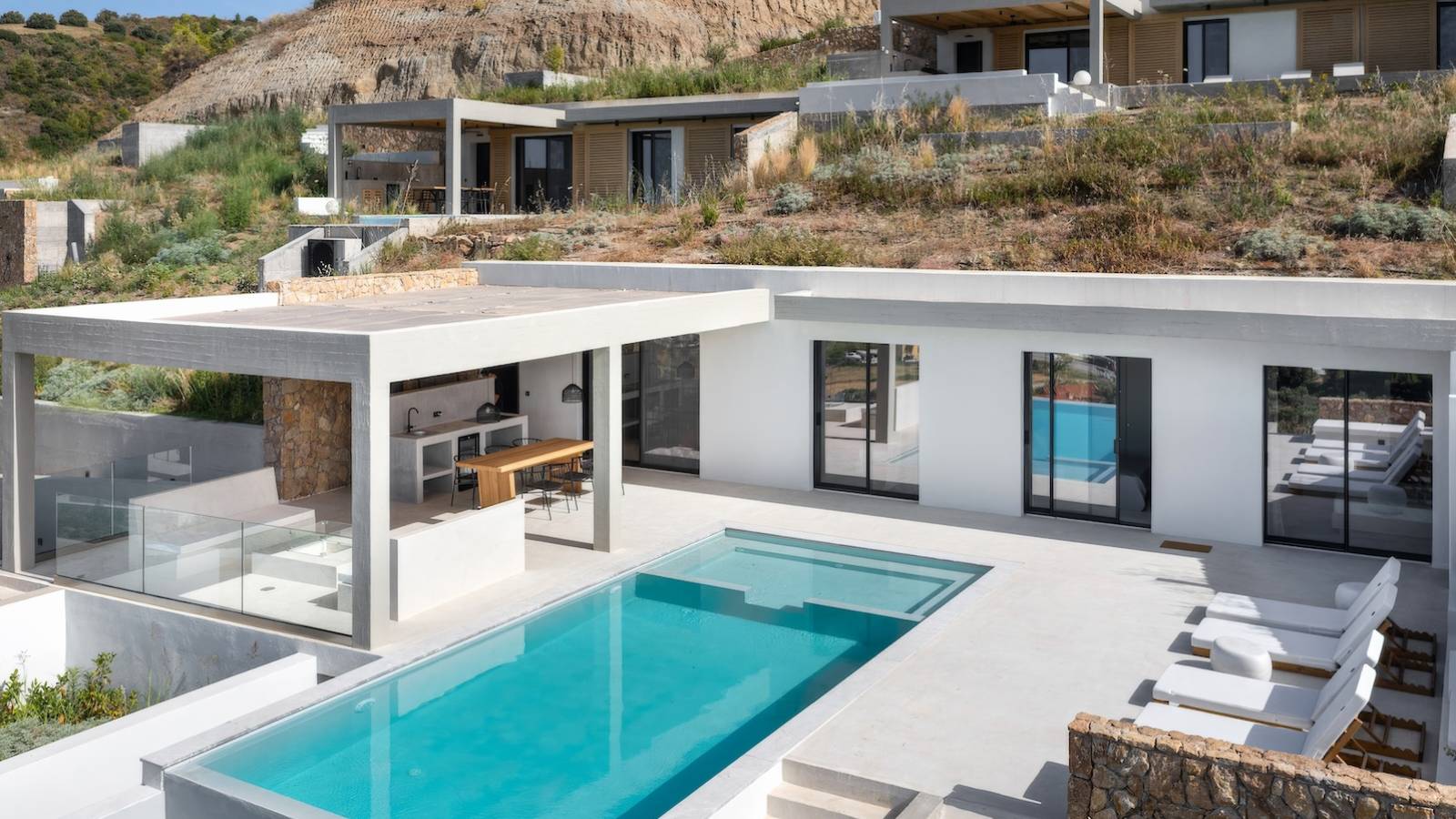 Elxis At Home in Greece Villa Leisure Gate7