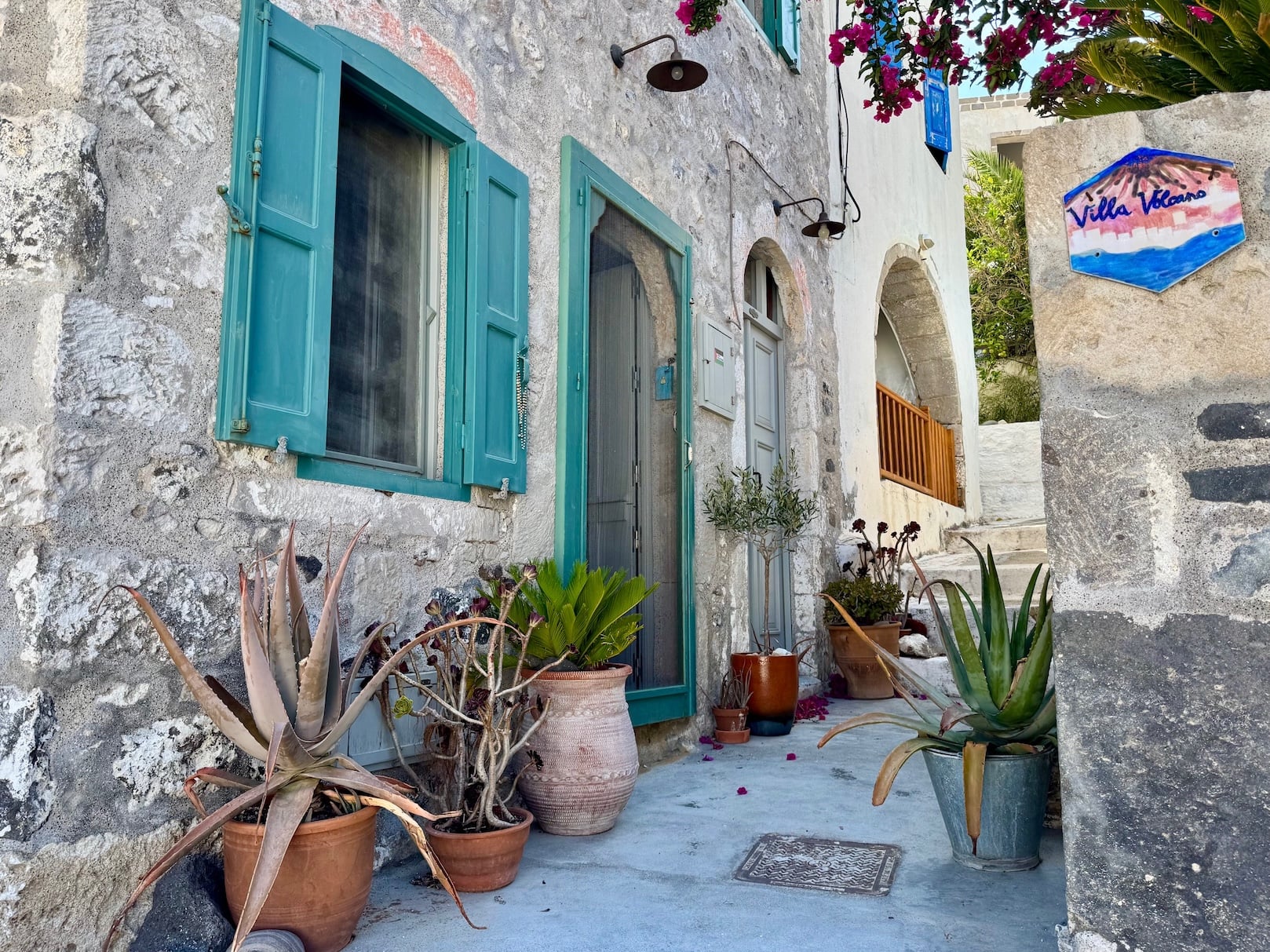 Elxis-At-Home-in-Greece_Artists-Retreat-Nisyros_51