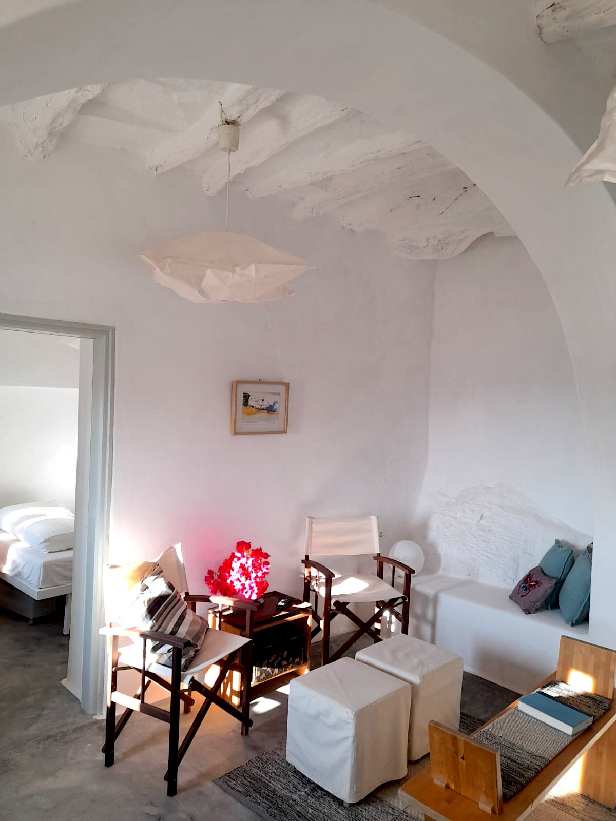 Elxis-at-Home-in-Greece_Sikinos-Cycladic-Home18