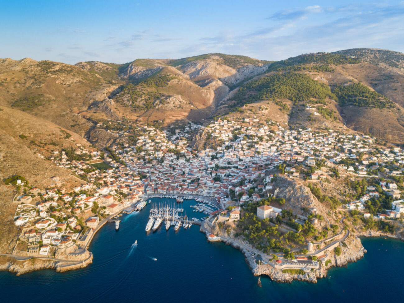 Greek Islands Hydra [Photograph] by Falco Ermert (dronepicr) - https://dronepicr.piwigo.com/picture?/10095/search/psk-20241127-VGMnWbE9gq - Licensed under Creative Commons 2.0