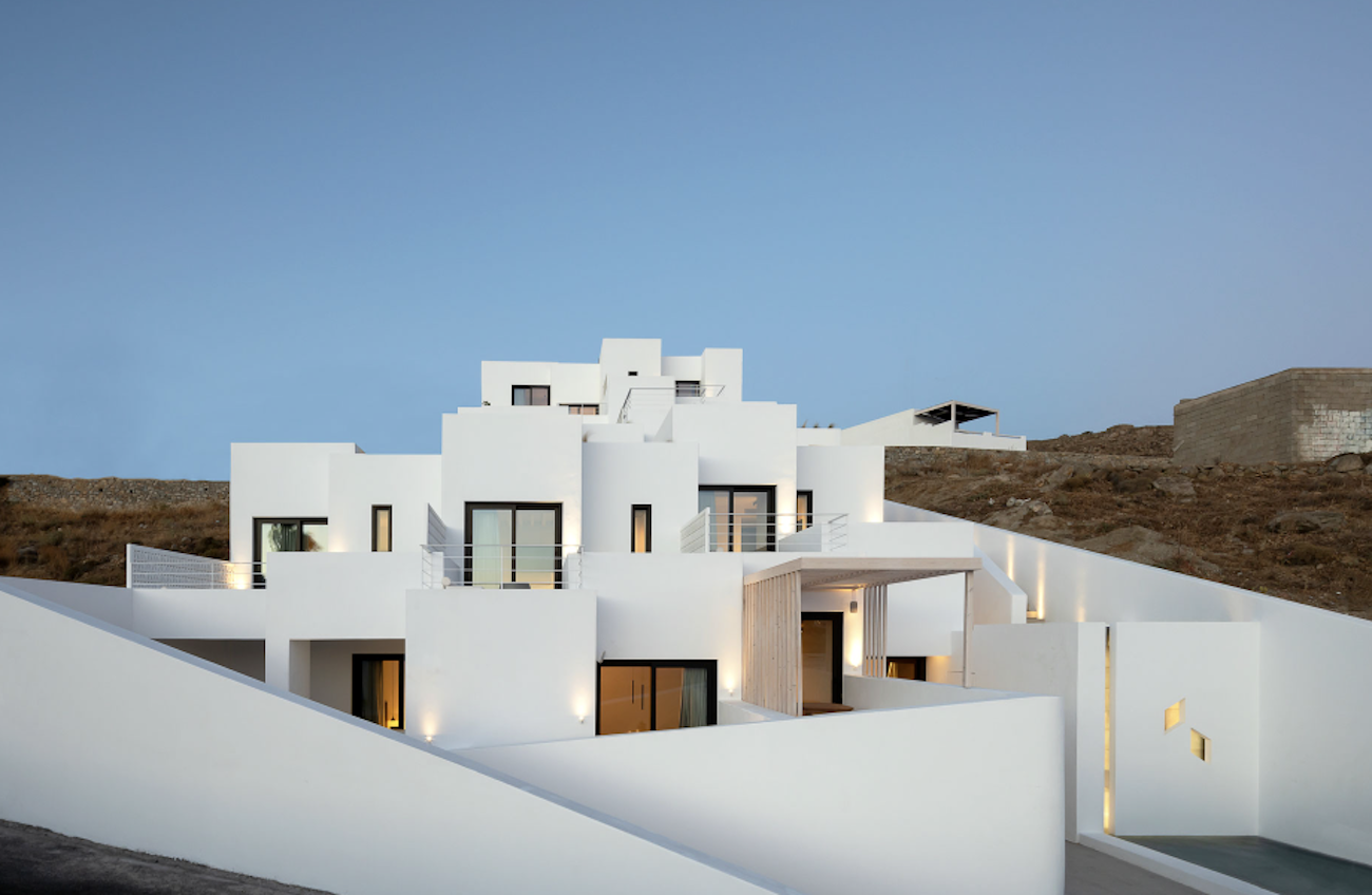 Cubic Hotel | © Panagiotis Voumvakis