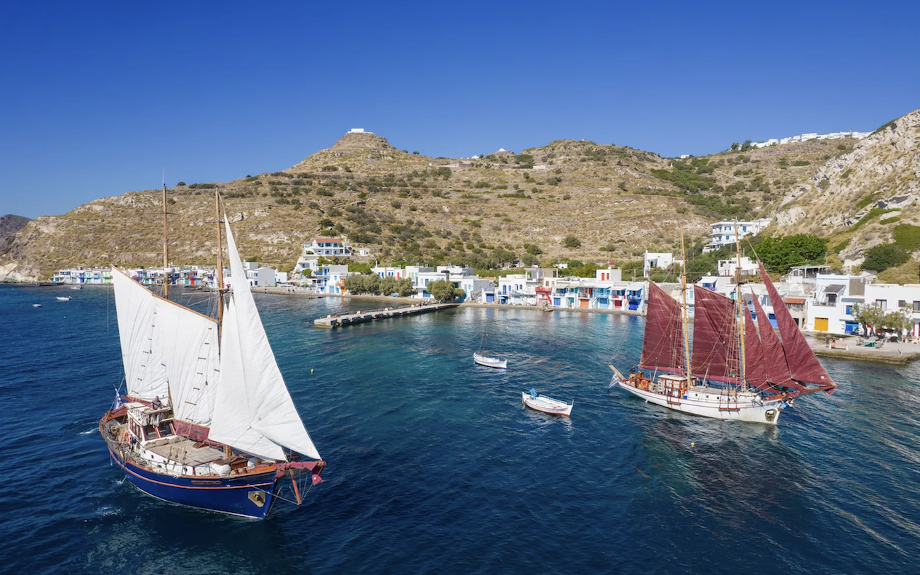 Leloulo in Red | Photo by Thalassitra Sailing
