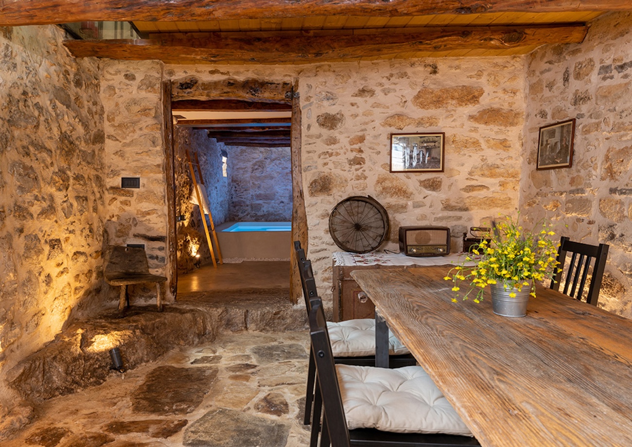 Casa Coo (Renovation)