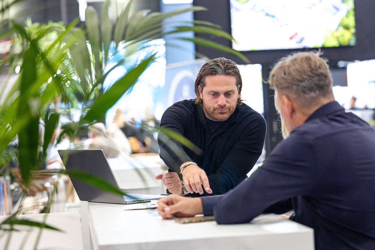 Elxis Booth | Second Home Expo